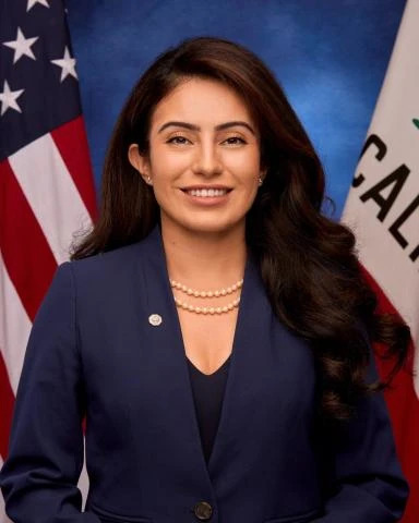 Pérez, Sasha Renée