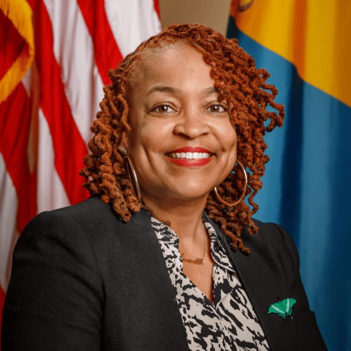 Kamela T Smith